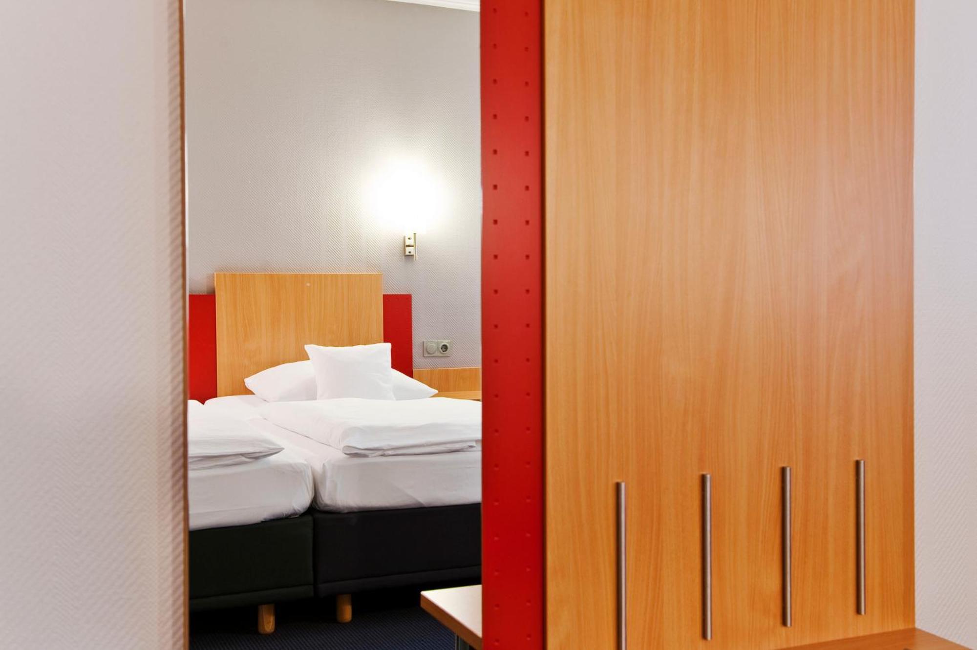 Ringhotel Аренсбург Екстериор снимка