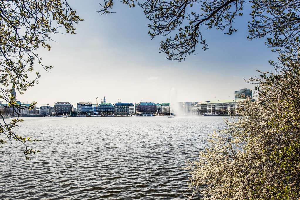 Ringhotel Аренсбург Екстериор снимка