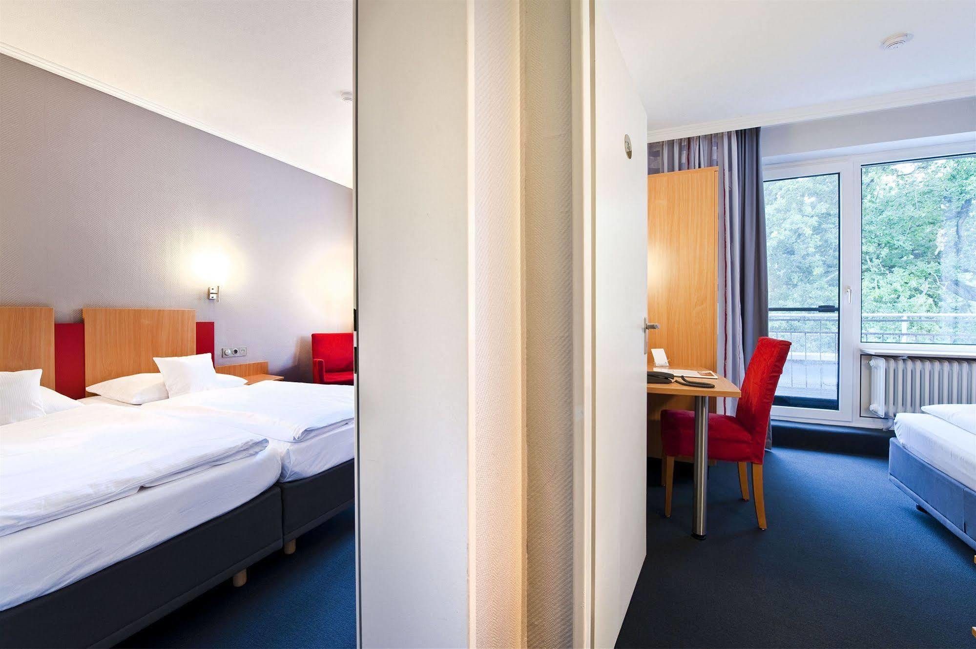 Ringhotel Аренсбург Екстериор снимка