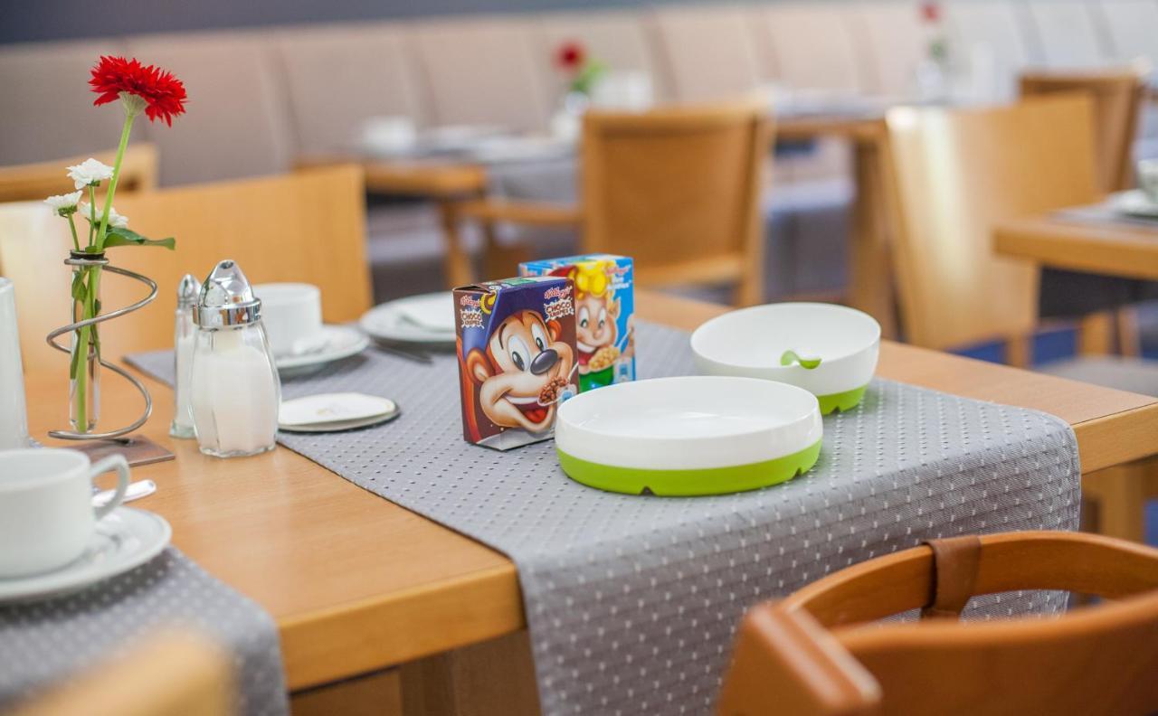 Ringhotel Аренсбург Екстериор снимка
